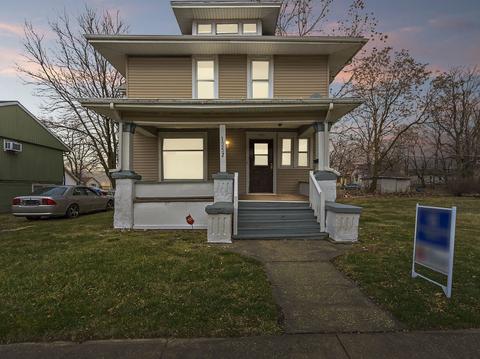 1257 E Oak St, Kankakee, IL 60901 photo 1
