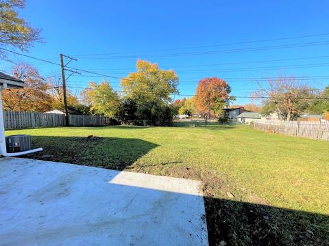 230 Westview St, Hoffman Estates, IL 60169 photo 13