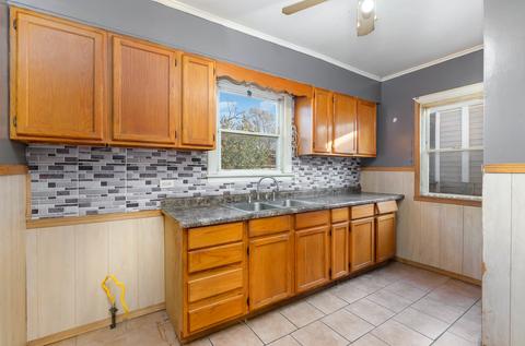 17825 Roy St, Lansing, IL 60438 photo 7