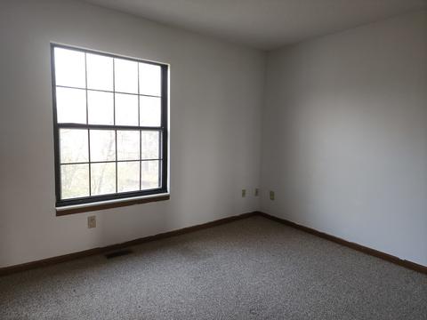 700 N Adelaide St #41, Normal, IL 61761 photo 8