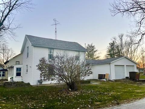 429 N 3rd Ave, Chenoa, IL 61726 photo 2