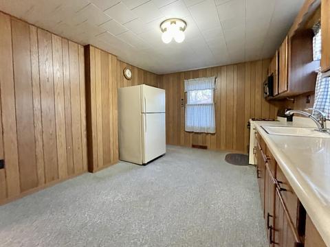 429 N 3rd Ave, Chenoa, IL 61726 photo 16
