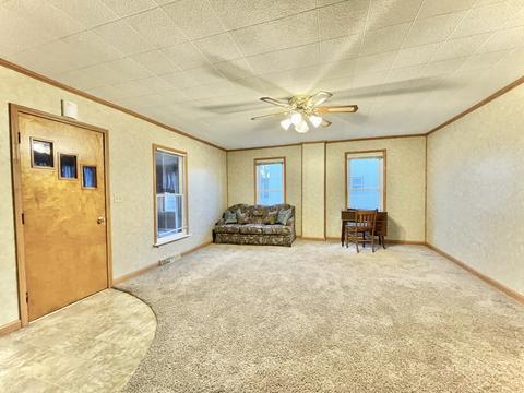 429 N 3rd Ave, Chenoa, IL 61726 photo 10