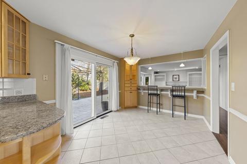 1911 Spring Green Dr, Wheaton, IL 60189 photo 17