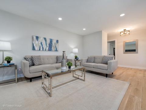 7421 Camelia Dr, Hanover Park, IL 60133 photo 5