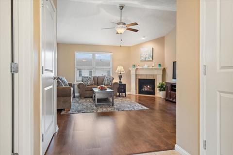 2398 Corinth Ln, Normal, IL 61761 photo 3
