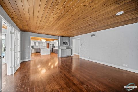 2 Hanover Ct, Burr Ridge, IL 60527 photo 18