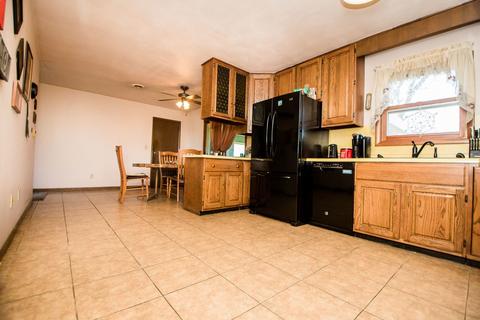 1617 Apache Dr, Dixon, IL 61021 photo 7