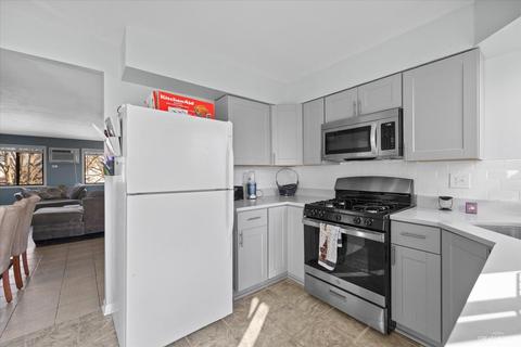 420 Echo Ln #4, Aurora, IL 60504 photo 23