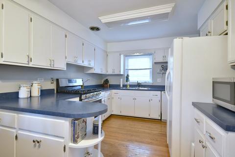 195 E Madison St, Elmhurst, IL 60126 photo 15