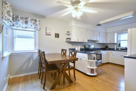 195 E Madison St, Elmhurst, IL 60126 photo 11