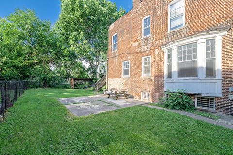 1023 E 45th St, Chicago, IL 60653 photo 24