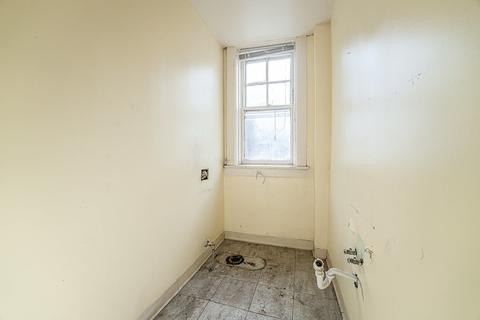 1023 E 45th St, Chicago, IL 60653 photo 12