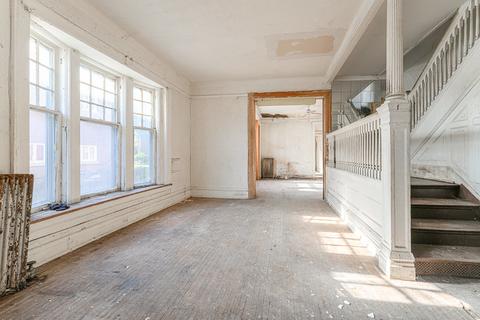 1023 E 45th St, Chicago, IL 60653 photo 20