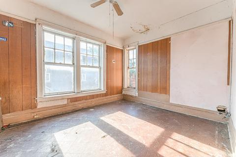 1023 E 45th St, Chicago, IL 60653 photo 11