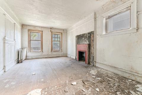1023 E 45th St, Chicago, IL 60653 photo 7