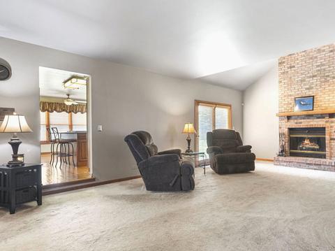 39 W450 Abilene Trl, Elgin, IL 60123 photo 5