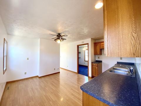 327 E John St, Forrest, IL 61741 photo 19