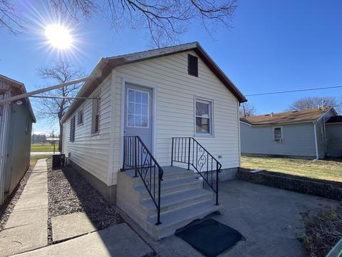 327 E John St, Forrest, IL 61741 photo 40