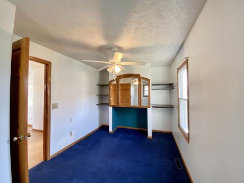 327 E John St, Forrest, IL 61741 photo 25