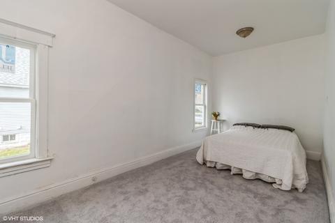 52 W 37th St, Steger, IL 60475 photo 9