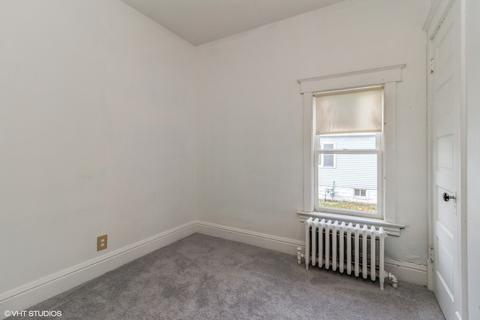 52 W 37th St, Steger, IL 60475 photo 8
