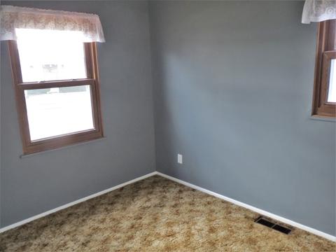 613 Cushing St, Dixon, IL 61021 photo 11