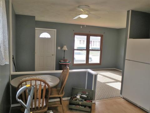 613 Cushing St, Dixon, IL 61021 photo 5