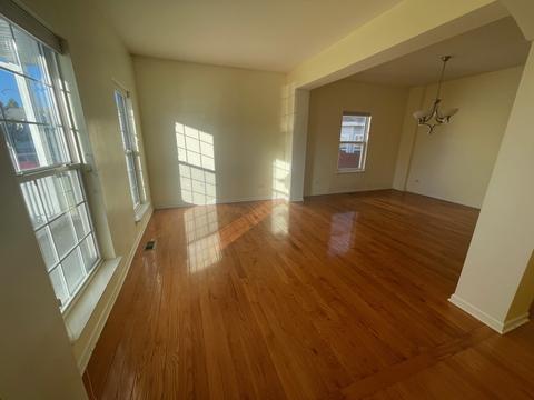 31709 N Pineview Blvd, Lakemoor, IL 60051 photo 2