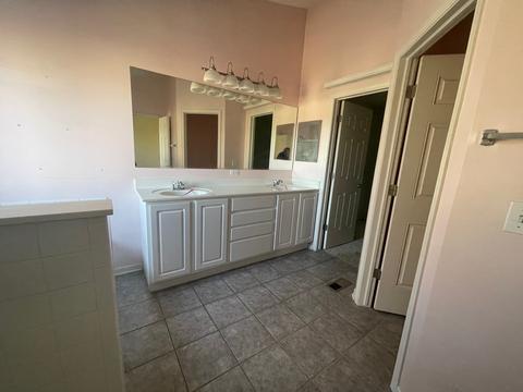 31709 N Pineview Blvd, Lakemoor, IL 60051 photo 10