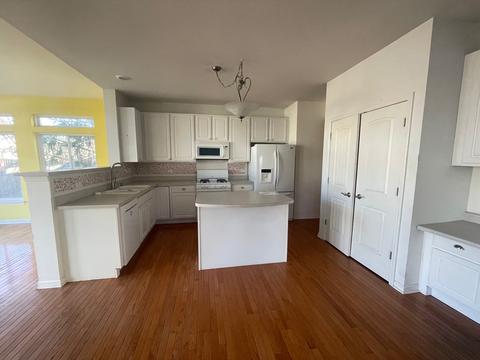 31709 N Pineview Blvd, Lakemoor, IL 60051 photo 5
