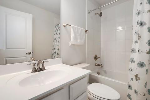 23 Nicholas Dr E, Des Plaines, IL 60016 photo 27