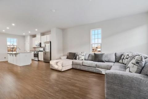 23 Nicholas Dr E, Des Plaines, IL 60016 photo 8