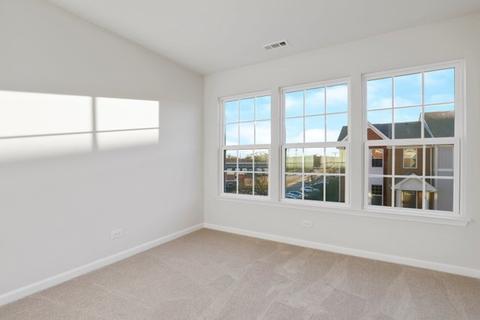 23 Nicholas Dr E, Des Plaines, IL 60016 photo 23