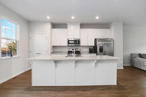 23 Nicholas Dr E, Des Plaines, IL 60016 photo 10