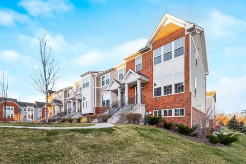 23 Nicholas Dr E, Des Plaines, IL 60016 photo 2