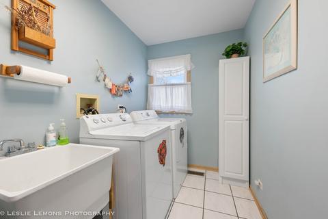 745 Gregor Ln, Wheeling, IL 60090 photo 6