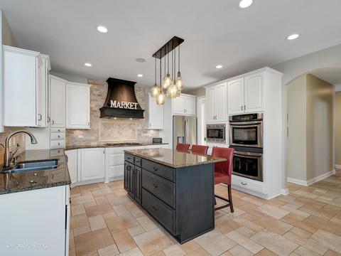 26517 Silverleaf Dr, Plainfield, IL 60585 photo 11