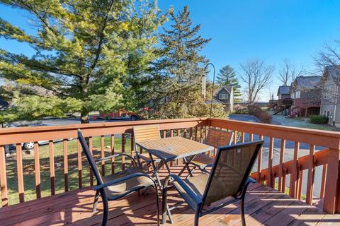 930 Ascot Dr, Elgin, IL 60123 photo 17