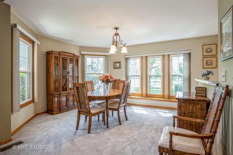 558 Philip Dr, Bartlett, IL 60103 photo 5