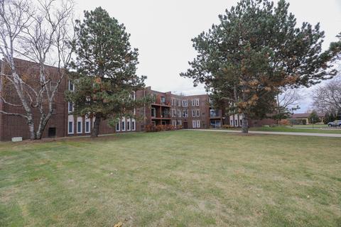1575 Sandpebble Dr #110, Wheeling, IL 60090 photo 8