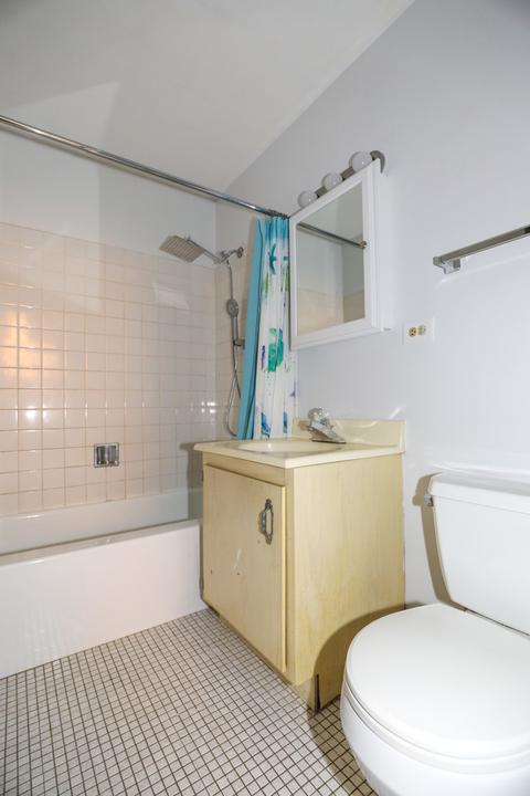 1575 Sandpebble Dr #110, Wheeling, IL 60090 photo 23