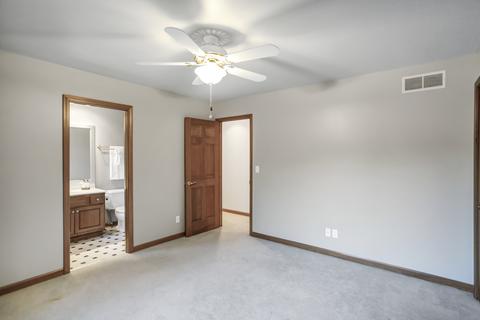 3 Hampton Ct, Dekalb, IL 60115 photo 26