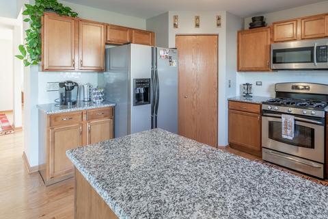 7313 Fordham Ln, Plainfield, IL 60586 photo 11