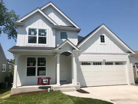 728 N Kaspar Ave, Arlington Heights, IL 60004