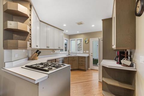 1003 W Main St, Cary, IL 60013 photo 8