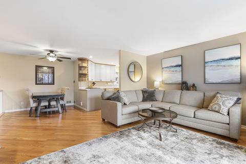 1003 W Main St, Cary, IL 60013 photo 4