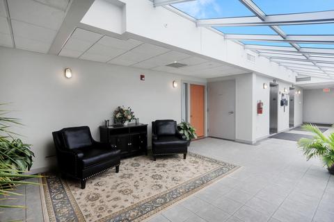 1 E Main St #418, Champaign, IL 61820 photo 25