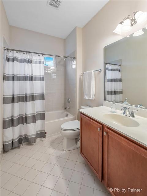 3684 Open Pkwy, Elgin, IL 60124 photo 13