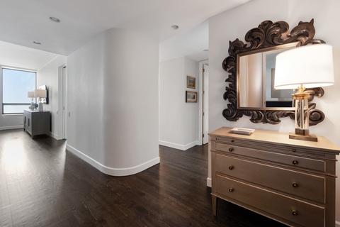 180 E Pearson St #5003, Chicago, IL 60611 photo 2